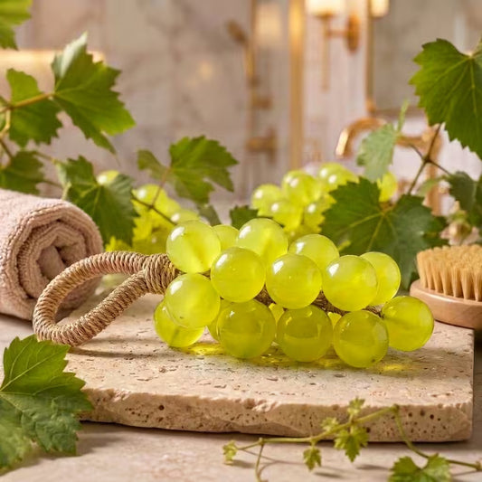 Grüner Tee – Traubenseife am Seil von RebenSeife